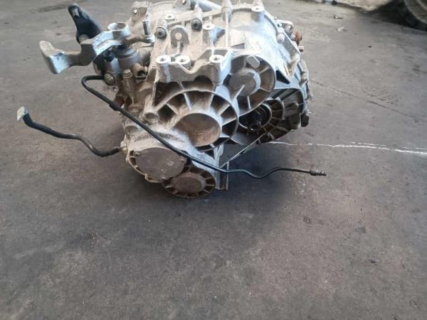 BOITE DE VITESSE MANUEL - Vue 4